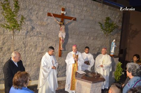 Inauguró y bendijo el Obispo el cinerario de la catedral