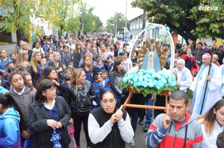 Celebró el día de Nuestra Señora de Luján una parroquia de Lomas