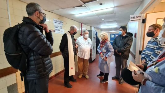 Los obispos visitaron el hospital Oñativia de Rafael Calzada