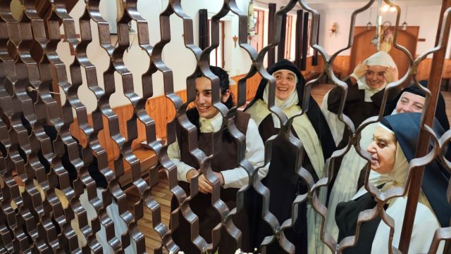 Visita del Papa León a la Argentina: la canción de las hermanas carmelitas de Luis Guillón
