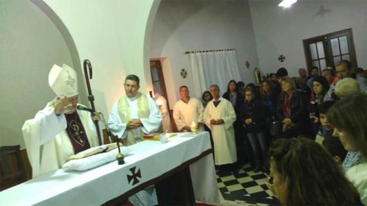 Bendición y restauración de la capilla Santa Teresita  de Lomas de Zamora