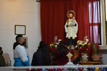 En Burzaco, el obispo presidió la misa por el día de San Cayetano