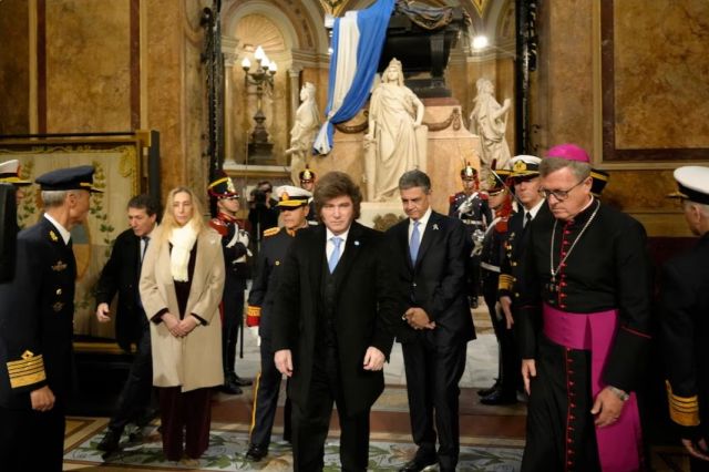 Monseñor García Cuerva en el Tedeum: “Basta de arengar la división y la polarización”