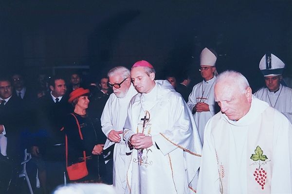 25 años de la ordenación episcopal de monseñor Lugones: el escudo