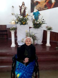 Aureliana, una legionaria de 102 años