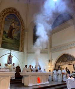 La parroquia San Francisco de Asís (Llavallol) vivió la Dedicación de su templo y altar