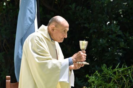 Fallece el presbítero Miguel Mangini, director espiritual del Seminario “De la Santa Cruz”